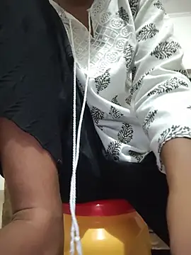 Snapshot of ESHA-LOVE chatting on May 15, 2026, 11:25 pm ESHA-LOVE online show from May 15, 2026, 11:25 pm