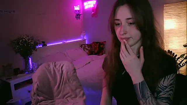 Snapshot of she_tora69 chatting on May 12, 2026, 8:26 pm she tora69 online show from May 12, 2026, 8:26 pm