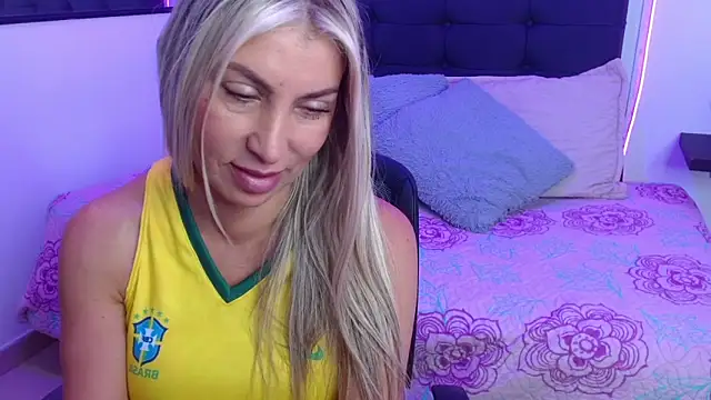 Snapshot of Meliissa_xxxx chatting on June 3, 2026, 2:33 pm Meliissa xxxx online show from June 3, 2026, 2:33 pm