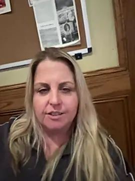 Snapshot of Bruiserboomer2 chatting on April 29, 2026, 10:38 pm Bruiserboomer2 online show from April 29, 2026, 10:38 pm