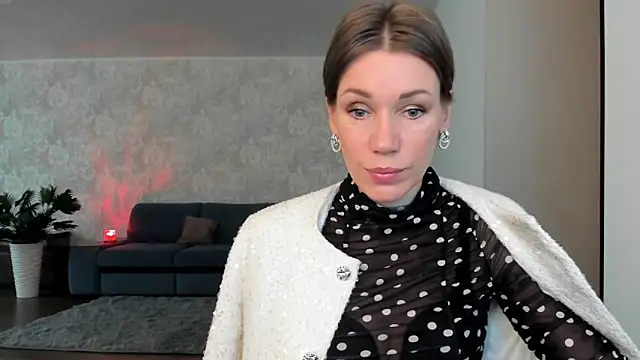 miababemi09 online show from April 30, 2026, 8:32 am