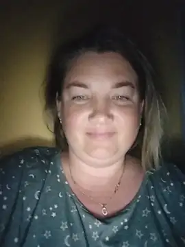 MiyaOlliver online show from June 19, 2026, 8:03 pm