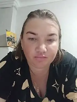 MiyaOlliver online show from July 19, 2026, 8:34 am