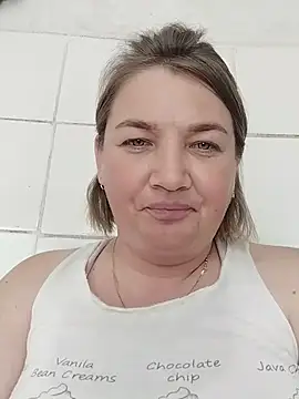 MiyaOlliver online show from June 26, 2026, 9:15 am