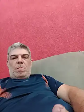 Snapshot of Pgross1 chatting on July 18, 2026, 7:22 pm Pgross1 online show from July 18, 2026, 7:22 pm