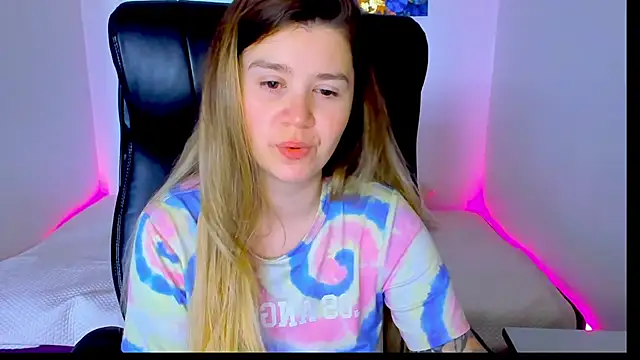 Natali Secret online show from May 12, 2026, 10:21 am