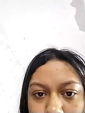 zoehot07 online show from April 27, 2026, 7:12 pm