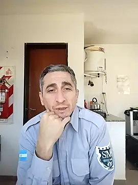 Snapshot of Alejandro83bsf chatting on July 6, 2026, 3:03 pm Alejandro83bsf online show from July 6, 2026, 3:03 pm