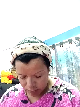 Snapshot of Samantha_Kieran chatting on May 10, 2026, 3:58 pm Samantha Kieran online show from May 10, 2026, 3:58 pm