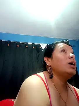 Snapshot of Samantha_Kieran chatting on May 4, 2026, 12:14 am Samantha Kieran online show from May 4, 2026, 12:14 am