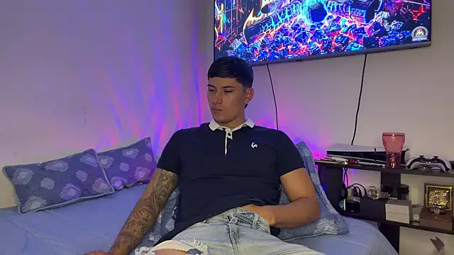 Snapshot of SexxxySquirterStev777 chatting on July 14, 2026, 1:50 pm SexxxySquirterStev777 online show from July 14, 2026, 1:50 pm