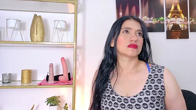Dalila 5 online show from August 4, 2026, 11:20 pm