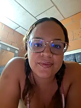 AgathaFerrer online show from April 29, 2026, 1:15 pm