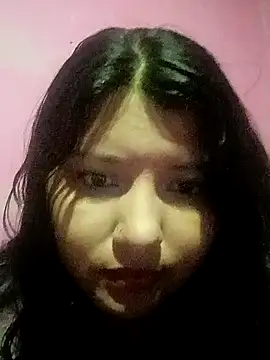 Snapshot of Estrellitadelmar chatting on May 6, 2026, 1:09 am Estrellitadelmar online show from May 6, 2026, 1:09 am