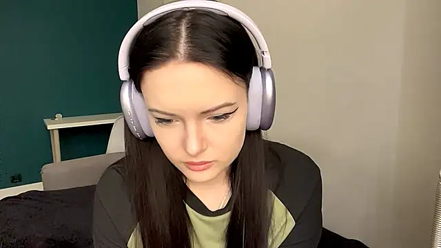 AmbientInvalid online show from May 17, 2026, 11:10 am