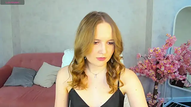 Emmaa Kimm online show from June 2, 2026, 1:05 am