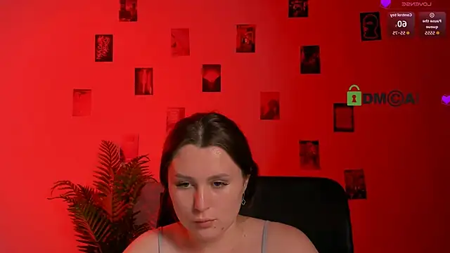 luna noct online show from July 11, 2026, 1:39 am