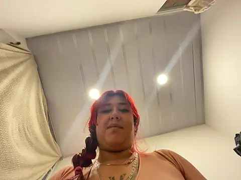 Susi wild online show from May 2, 2026, 2:39 am