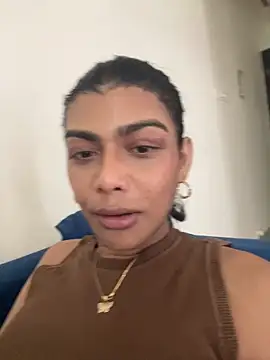 Snapshot of Mayra_xx chatting on June 14, 2026, 11:00 am Mayra xx online show from June 14, 2026, 11:00 am