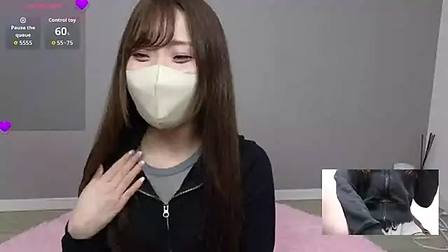 miyu5745 online show from May 11, 2026, 11:11 am