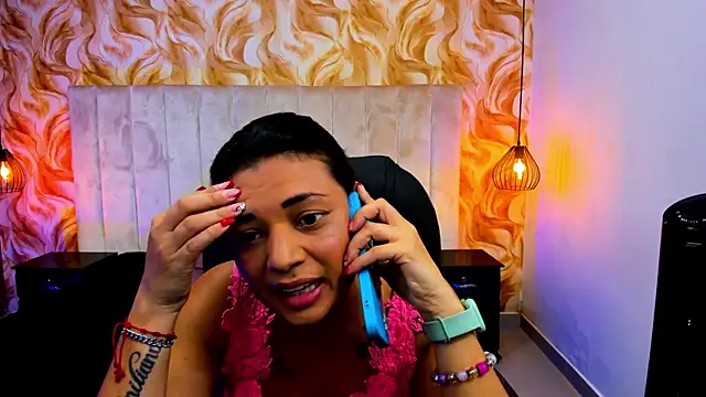 Snapshot of ChloeSmith9 chatting on August 7, 2026, 4:24 pm ChloeSmith9 online show from August 7, 2026, 4:24 pm
