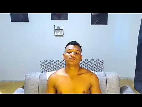 Ian Arcia online show from June 10, 2026, 10:33 pm