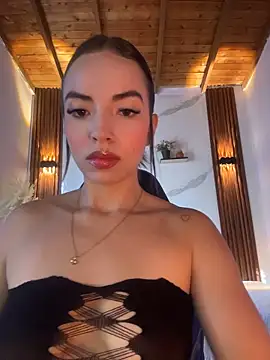 Snapshot of catalina_lafer chatting on May 22, 2026, 12:36 pm catalina lafer online show from May 22, 2026, 12:36 pm
