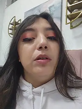 Snapshot of RoxanneDiaz chatting on June 11, 2026, 2:53 am RoxanneDiaz online show from June 11, 2026, 2:53 am