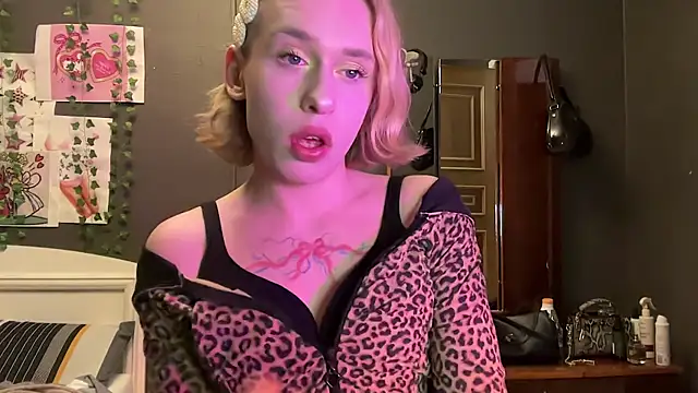 Snapshot of Miss_Amy00 chatting on June 11, 2026, 9:56 pm Miss Amy00 online show from June 11, 2026, 9:56 pm