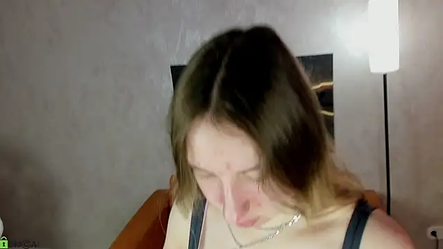 Snapshot of Lilyy_Lark chatting on May 14, 2026, 1:02 am Lilyy Lark online show from May 14, 2026, 1:02 am