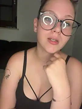Snapshot of CuteBeaX chatting on June 30, 2026, 7:58 pm CuteBeaX online show from June 30, 2026, 7:58 pm
