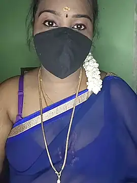 Snapshot of tamil_butterfly chatting on July 4, 2026, 6:23 pm tamil butterfly online show from July 4, 2026, 6:23 pm