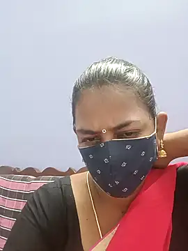 cathrine92 online show from May 15, 2026, 11:58 pm