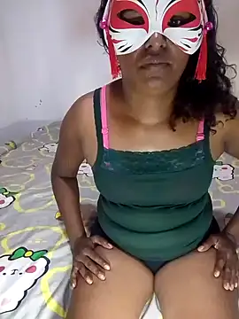Snapshot of Kristeena- chatting on May 7, 2026, 3:11 am Kristeena- online show from May 7, 2026, 3:11 am