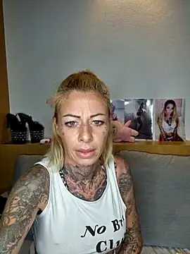 Sarah-Daniels online show from May 1, 2026, 12:21 pm