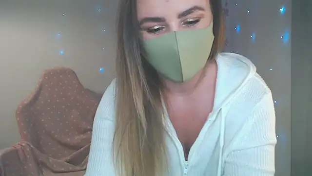 Snapshot of MillaVelvet chatting on May 26, 2026, 8:51 pm MillaVelvet online show from May 26, 2026, 8:51 pm