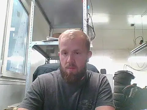 Snapshot of bardiauto chatting on July 2, 2026, 4:18 am bardiauto online show from July 2, 2026, 4:18 am