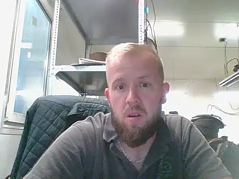 Snapshot of bardiauto chatting on June 17, 2026, 4:23 am bardiauto online show from June 17, 2026, 4:23 am