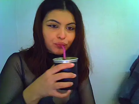 -GINN- online show from June 25, 2026, 2:44 pm