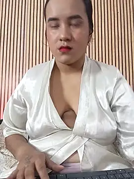 Snapshot of NATY_BUSTOS chatting on May 26, 2026, 1:15 am NATY BUSTOS online show from May 26, 2026, 1:15 am