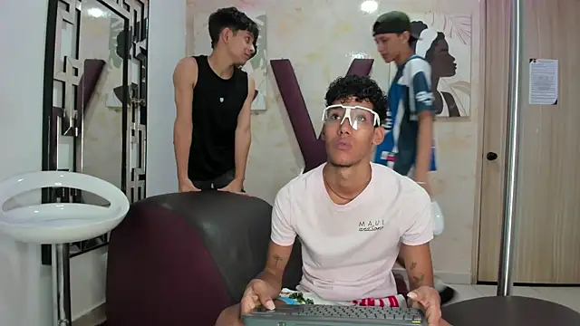 RED BOYS XXX online show from May 12, 2026, 1:17 pm