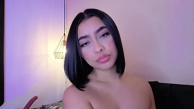 Snapshot of Chloe_monroee chatting on June 25, 2026, 5:12 am Chloe monroee online show from June 25, 2026, 5:12 am