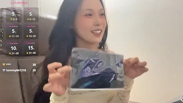 Snapshot of -LINXI chatting on May 7, 2026, 11:02 am -LINXI online show from May 7, 2026, 11:02 am