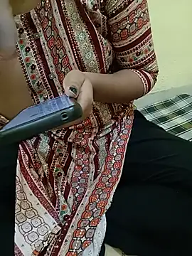 Snapshot of Seema_yadav01 chatting on July 25, 2026, 5:37 am Seema yadav01 online show from July 25, 2026, 5:37 am