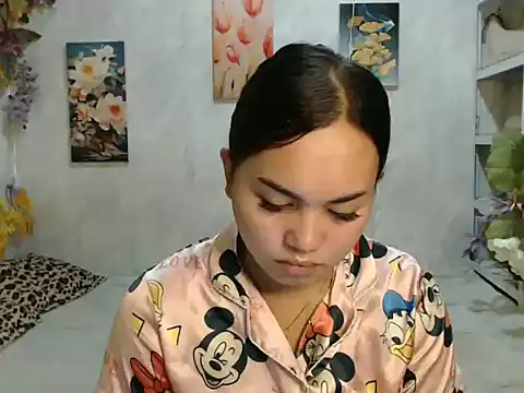 Snapshot of ur_asiankat chatting on June 26, 2026, 7:31 pm ur asiankat online show from June 26, 2026, 7:31 pm