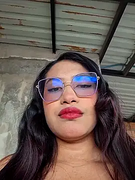 Snapshot of Hot_Sophy_ chatting on May 12, 2026, 5:30 pm Hot Sophy online show from May 12, 2026, 5:30 pm