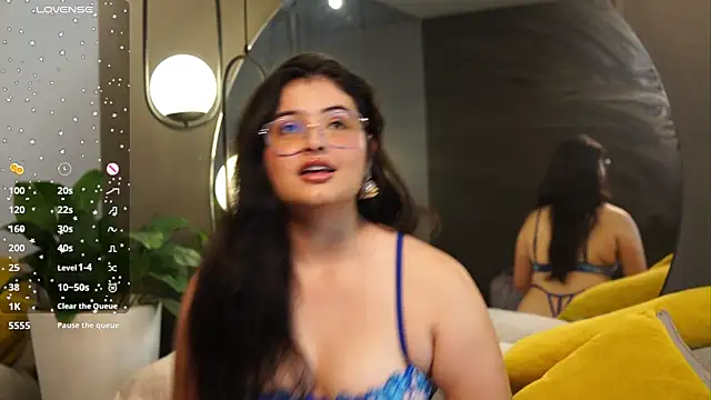 Snapshot of Madison_Flame chatting on August 9, 2026, 6:03 pm Madison Flame online show from August 9, 2026, 6:03 pm