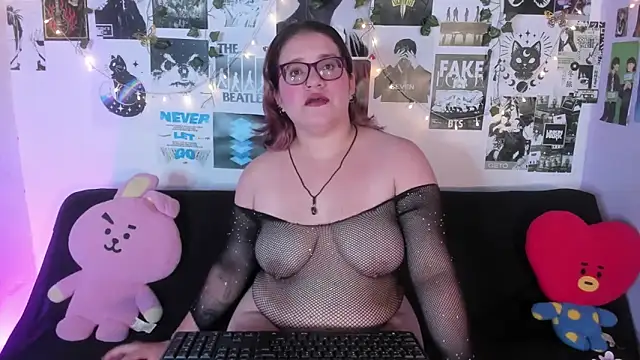 helleen21 online show from May 11, 2026, 11:44 am