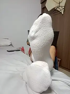 Ari vibesX online show from July 16, 2026, 4:31 am