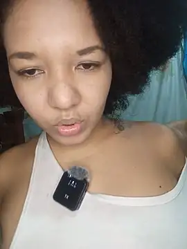 Snapshot of Amber_Onys chatting on May 12, 2026, 3:14 am Amber Onys online show from May 12, 2026, 3:14 am